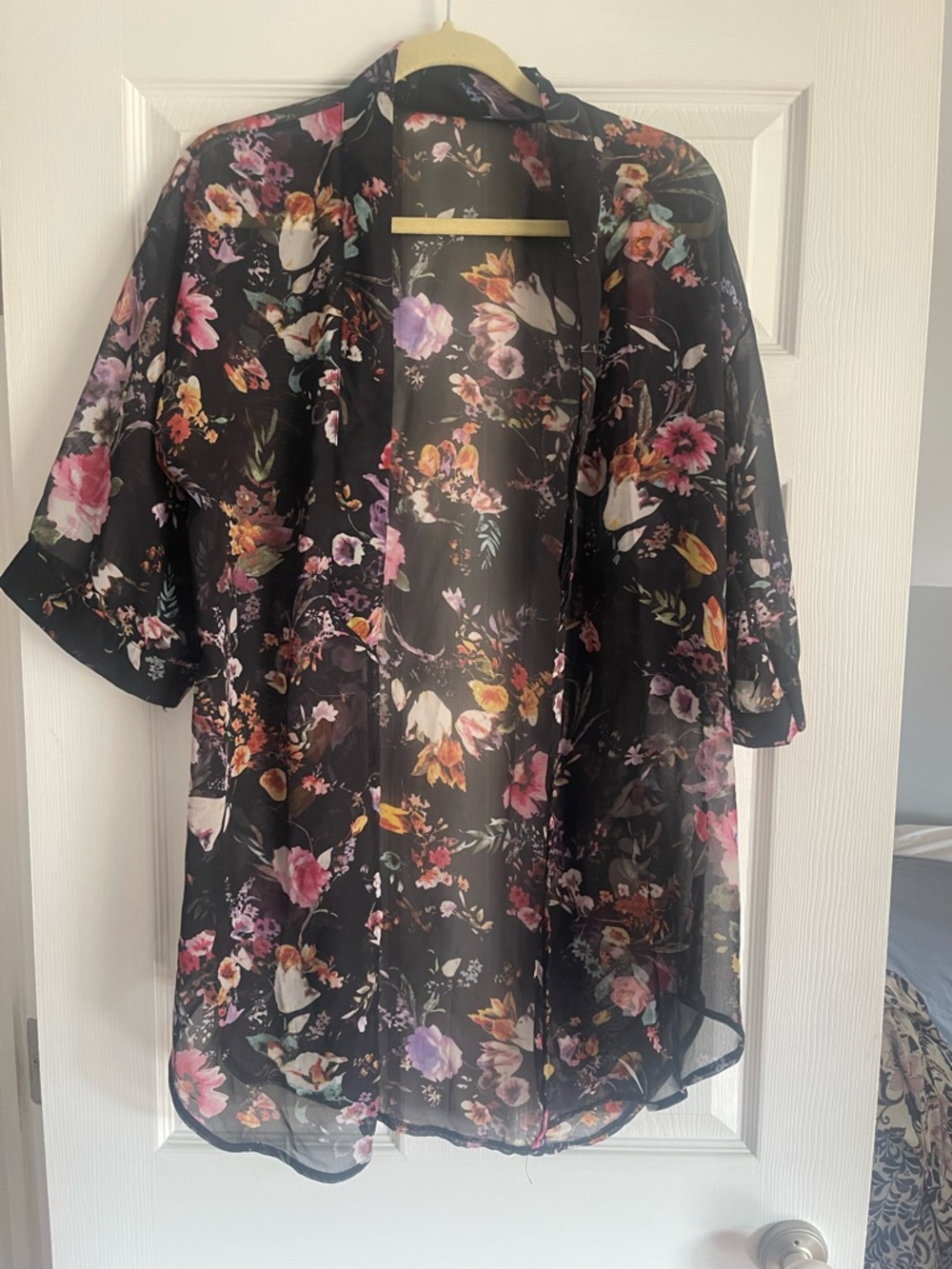 Sheer Floral Open Kimono floral black and pink size medium